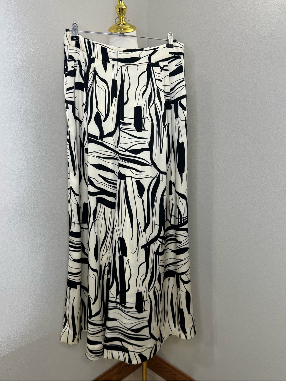 Parker Wide Leg Pants Women’s 10 Black Ivory Abstract Print NWT $109
